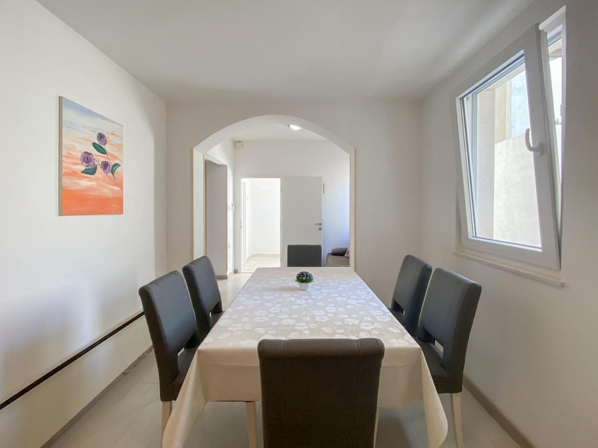 Apartment Dado Makarska Eksteriør bilde