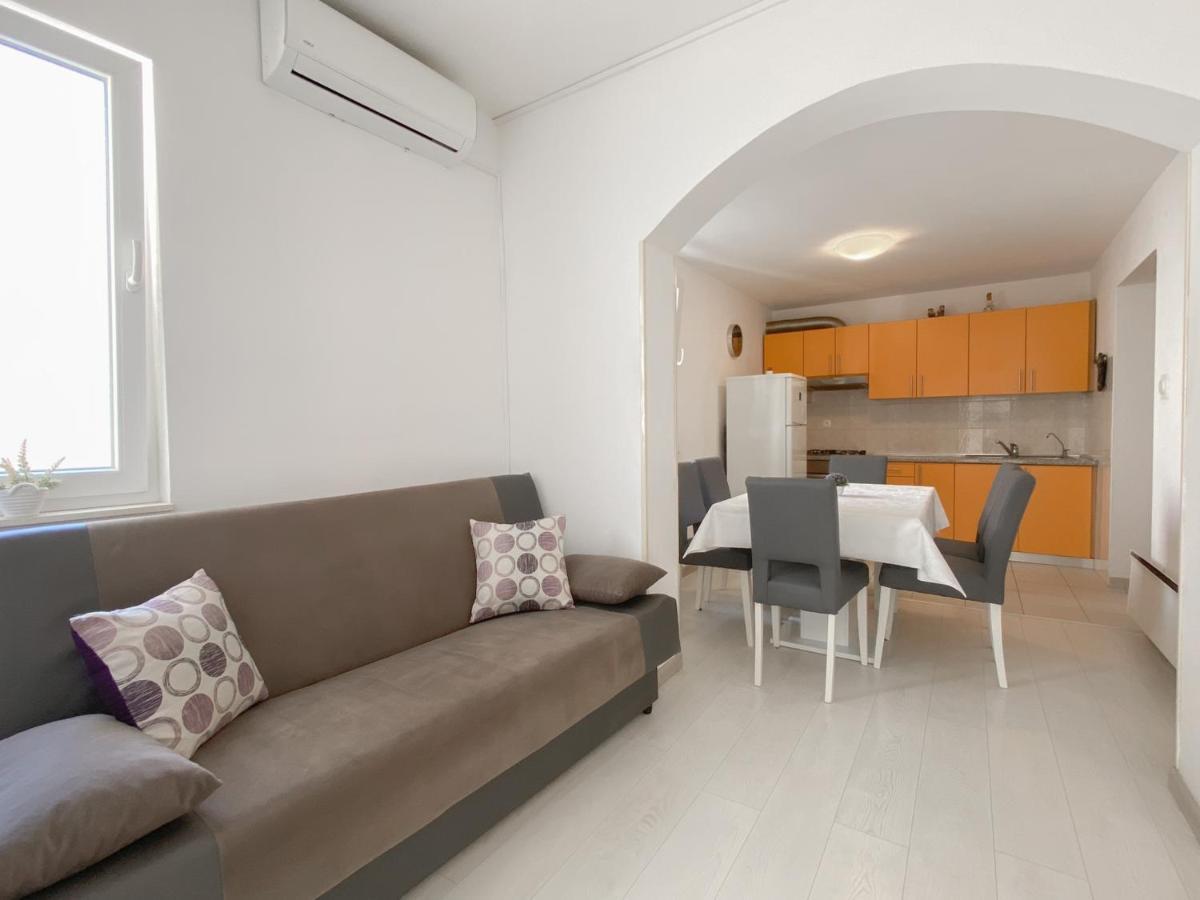 Apartment Dado Makarska Eksteriør bilde