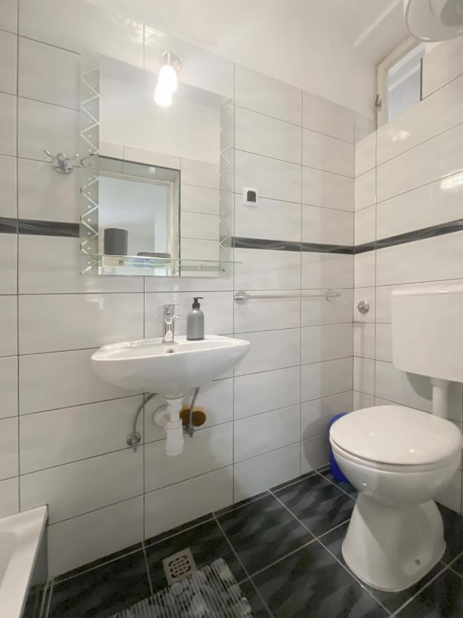 Apartment Dado Makarska Eksteriør bilde