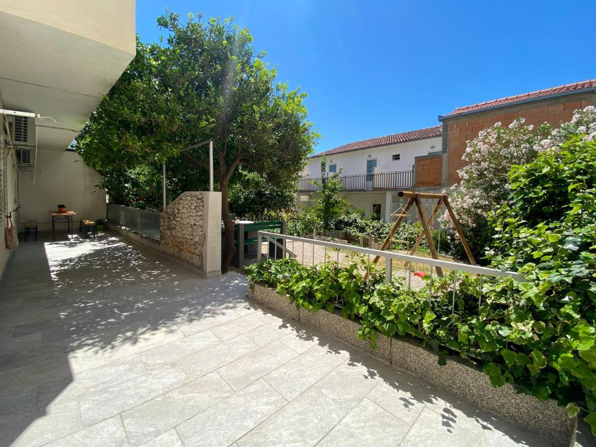Apartment Dado Makarska Eksteriør bilde